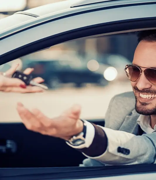 Yol Arkadaşınız AVIS, Premium Araçlarla Sizinle!