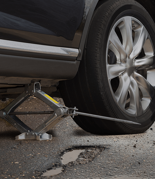 Bozuk Yollarda Aracınızı Nasıl Sürmelisiniz?